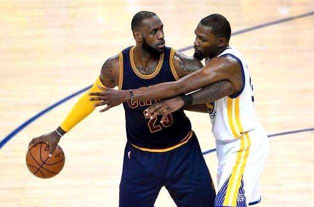 NBA季后赛首轮球队对阵总结（NBA季后赛首轮球队交锋盘点）