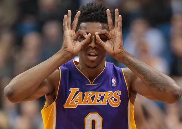 拼尽全力！哈登18中10空砍34+5+6+4断（无奈空砍！哈登18投10中砍下34分5板6助4断）