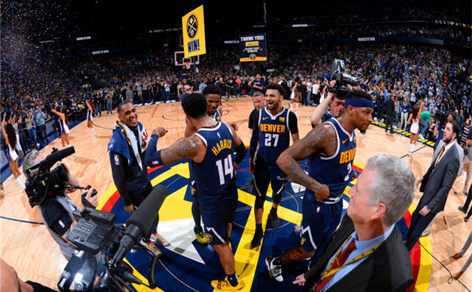 NBA战报：杰伦威&切特合砍50分，雷霆131-101狂胜爵士（NBA速报：杰伦威与切特联手砍下50分，雷霆131-101大胜爵士）