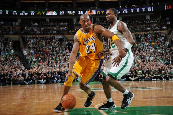 NBA：快船三巨头合砍80分 擒下森林狼（NBA：快船三巨头联手轰下80分，力克森林狼）