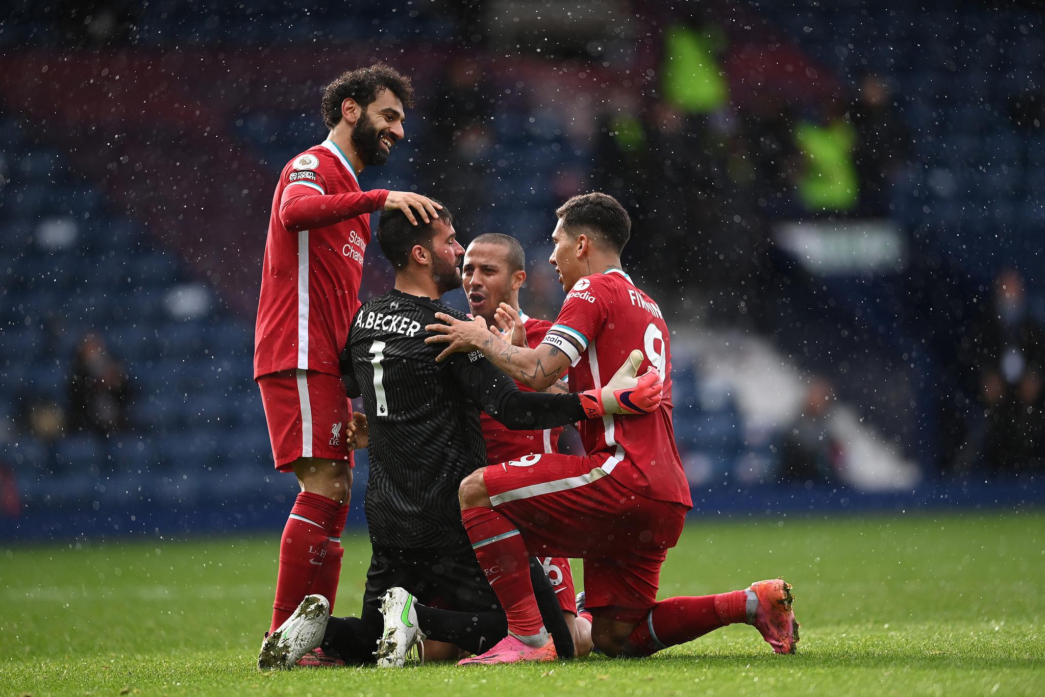 雷斯：我特别喜欢MSN时期的巴萨；最大梦想是赢欧冠或世界杯（雷斯：最爱MSN时代的巴萨，最大愿望是夺得欧冠或世界杯）