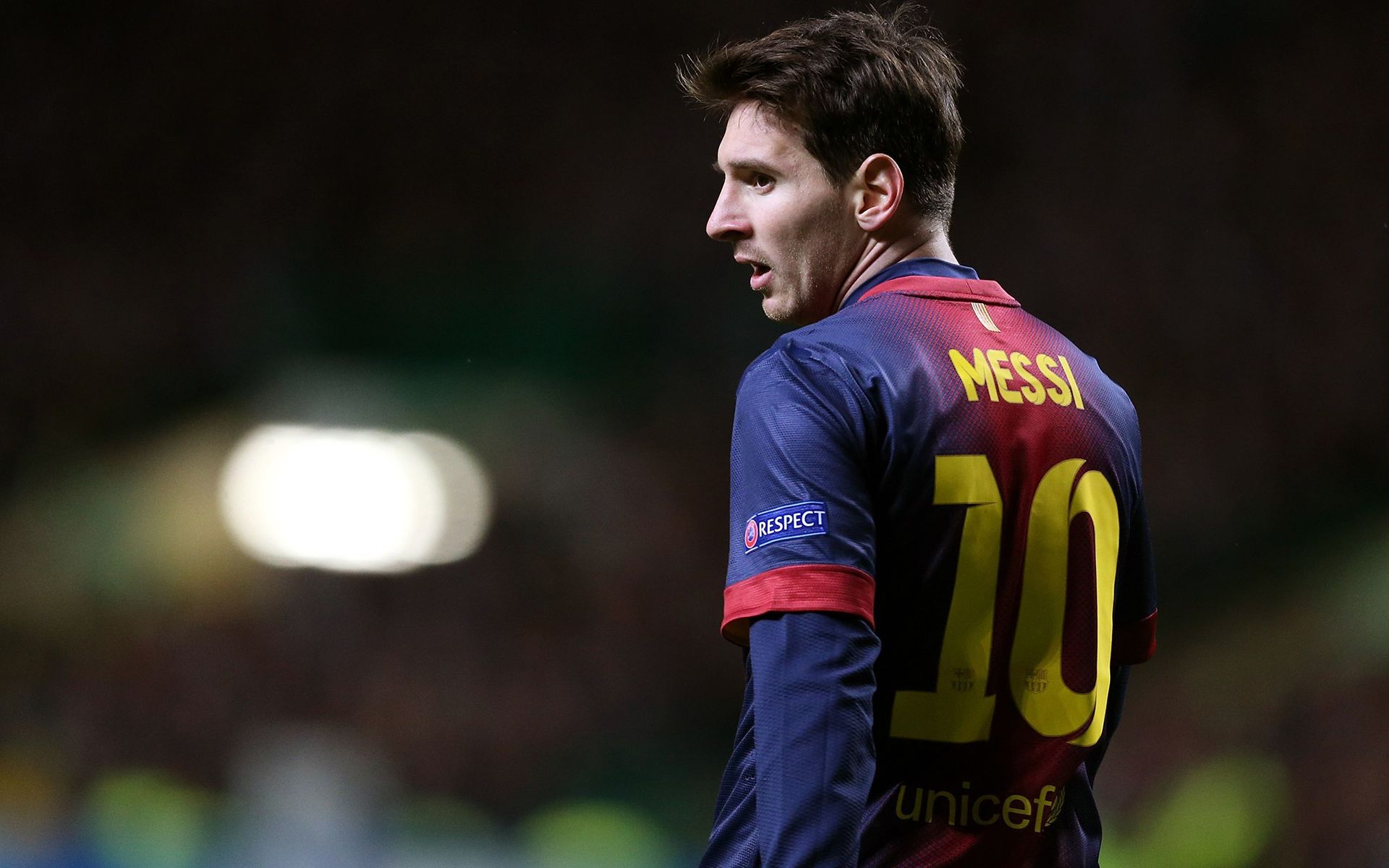 玉昆外援奥斯卡在老家开车时车辆突然起火，好在人没事（玉昆外援奥斯卡老家驾车突发起火，所幸人平安无恙）