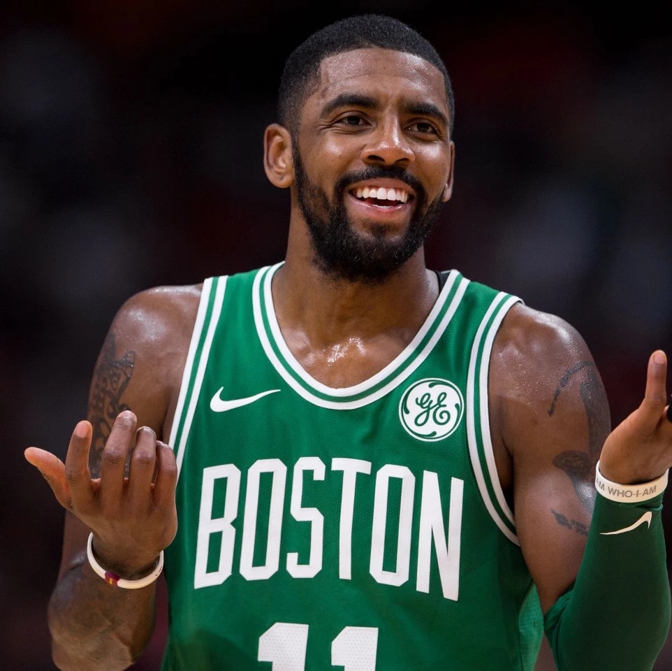 黄健翔：我们的女足与强队之间最大的差距就是身体条件（黄健翔：我国女足与强队最大短板在身体条件）