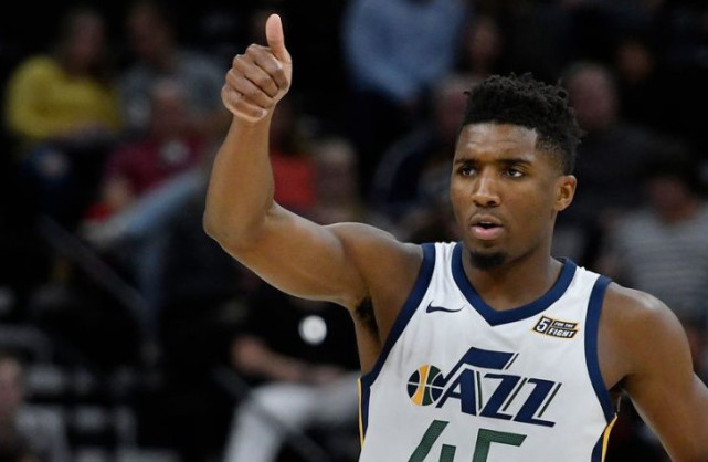 历史第一人！梅西解锁职业生涯第400次助攻（梅西职业生涯第400次助攻达成，史上首人）