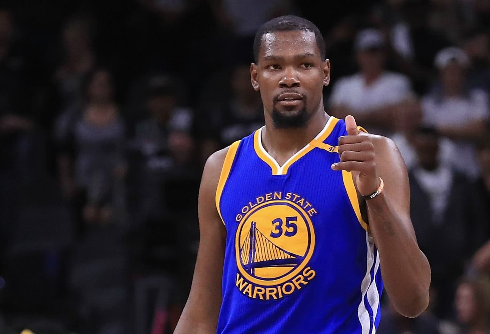 京都外援埃利亚斯：确实讨论过入籍日本，若机会合适我会考虑（京都外援埃利亚斯称曾商谈日本入籍：若时机合适愿考虑）