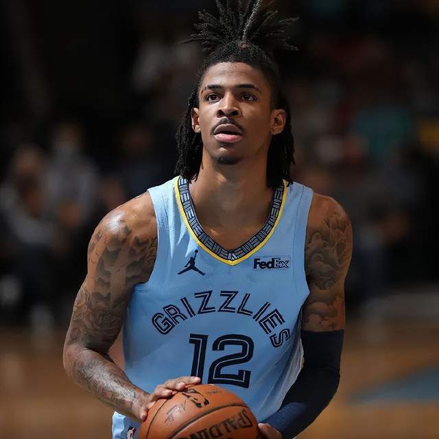 罗马诺：埃及小将渴望加盟巴萨，但因母队索要高额转会费受阻（罗马诺：埃及新星愿投巴萨，母队高额要价令转会受阻）