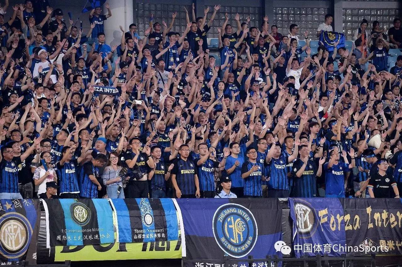 湖人96-119火箭！雷迪克赛后盛怒：周六训练会让他们非常难受！（火箭119-96击败湖人，雷迪克怒火中烧：周六训练绝不轻松）