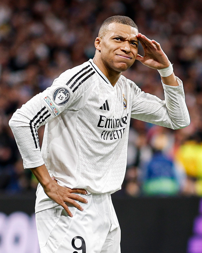 杰威谈合同缩水5000万：我挣很多了，钱可以省下来给队友（杰威回应降薪5000万：我赚得多，钱留给队友）