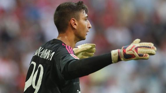 不满意！克里斯自投自补打中 但抱怨被犯规没吹领到技犯（克里斯自投自补命中后抱怨漏判，被吹技术犯规）